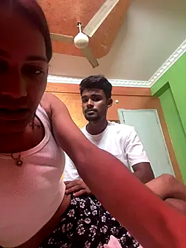 Snapshot of indianKrish2 chatting on 11.22.25 indianKrish2 online show from 11.22.25