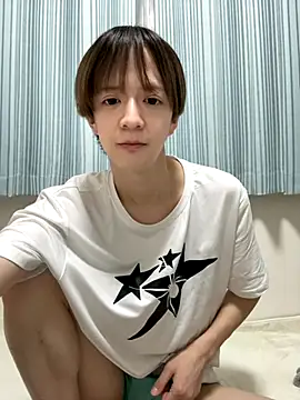 Snapshot of yuuuuma578 chatting on 11.05.25 yuuuuma578 online show from 11.05.25