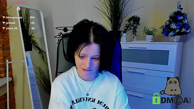 Alina Mills online show from 01.12.25