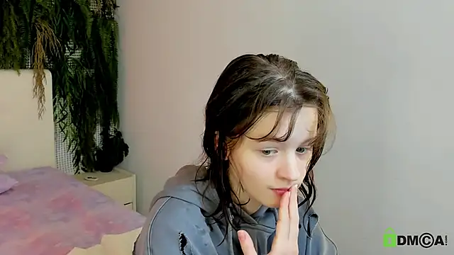 Alina Mills online show from 11.26.25