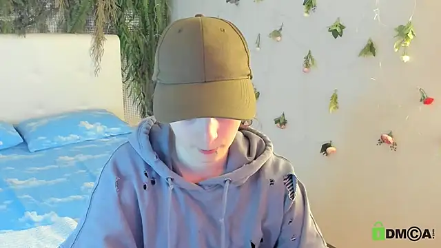 Alina Mills online show from 04.26.26