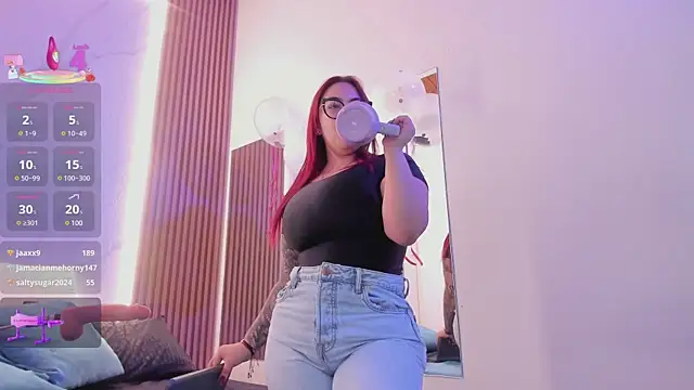 juicy led  online show from 02.17.25