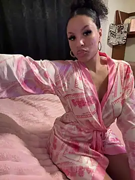 thatonelightskinn online show from 02.21.25