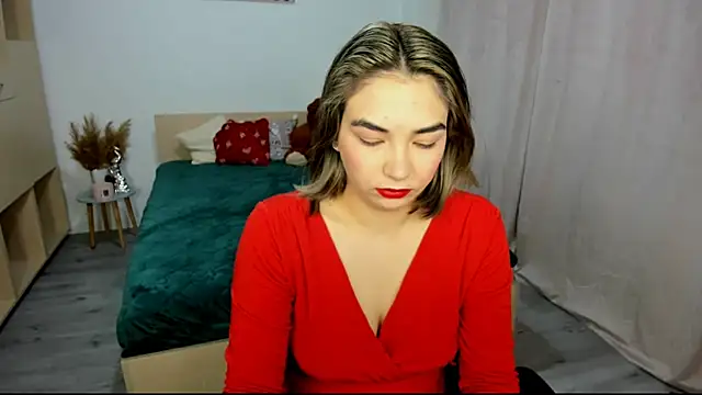 Alexa Dolly12 online show from 12.22.25