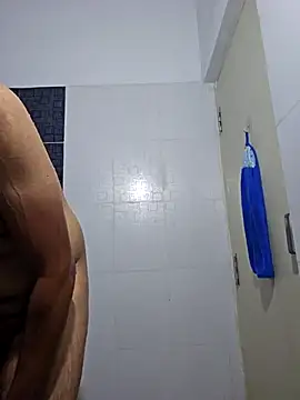 Hornie small Dick01 online show from 10.04.25