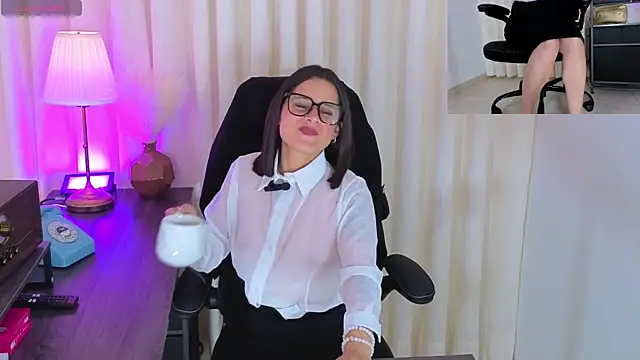 Alice milf  online show from 04.18.26