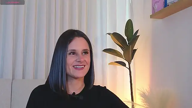 Snapshot of Alice_milf_ chatting on 07.03.26 Alice milf online show from 07.03.26