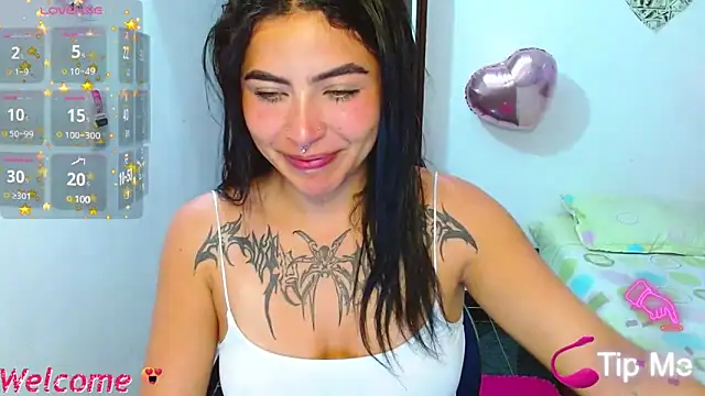  luna torres online show from 12.12.24