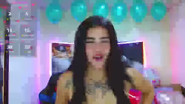  luna torres online show from 02.11.25