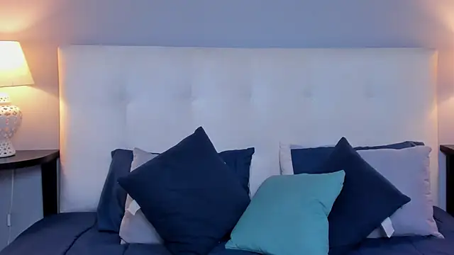 SaraaJhonsonn online show from 02.13.25