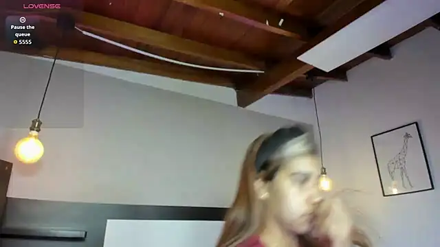 SaraaJhonsonn online show from 02.20.26