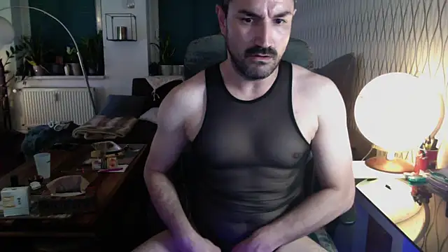 Snapshot of tomz0819 chatting on 05.29.26 tomz0819 online show from 05.29.26