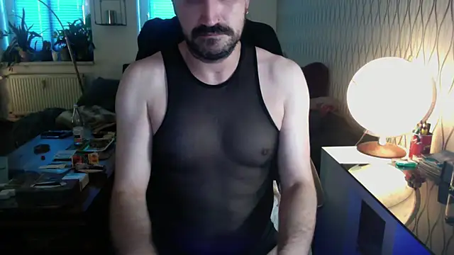 Snapshot of tomz0819 chatting on 06.19.26 tomz0819 online show from 06.19.26