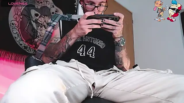 ren stipee online show from 10.01.25