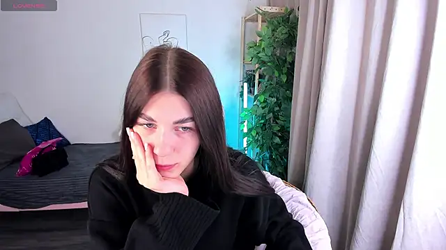 toooyour online show from 10.03.25