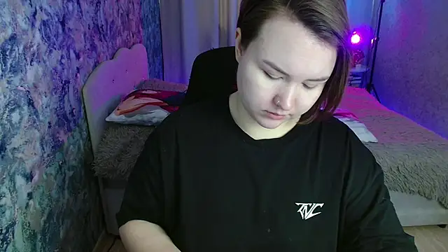 Snapshot of Jenny_Fox chatting on 02.17.26 Jenny Fox online show from 02.17.26