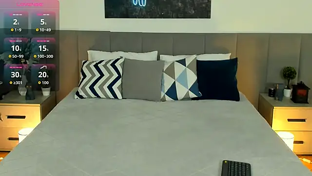 MiaBecky online show from 12.22.25