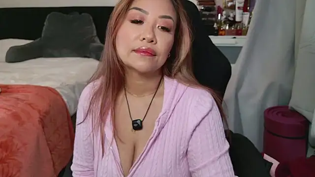 SpikedBella online show from 02.16.26