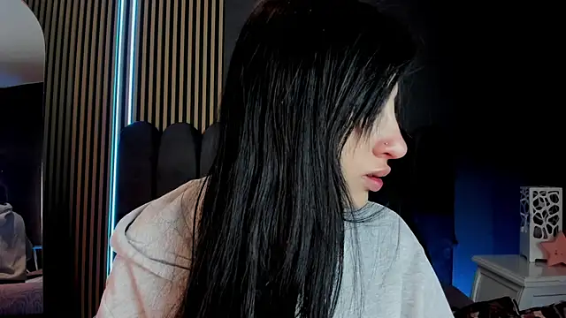Snapshot of Nicolette_ks_ chatting on 06.25.26 Nicolette ks online show from 06.25.26