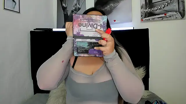 LinaBrowm online show from 03.30.26