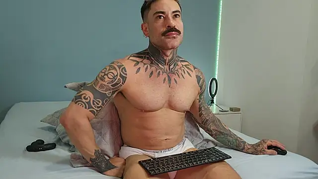 Snapshot of kairos_xxx chatting on 03.01.25 kairos xxx online show from 03.01.25