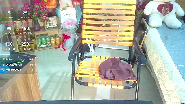 Snapshot of Jerry-Lan chatting on 10.28.25 Jerry-Lan online show from 10.28.25