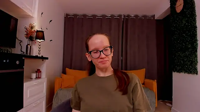 BettyBrowni online show from 02.22.25