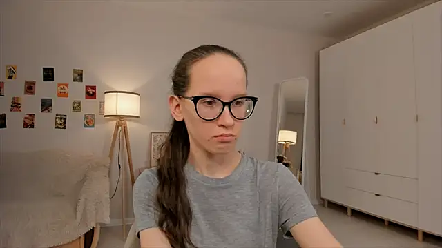 BettyBrowni online show from 03.23.25