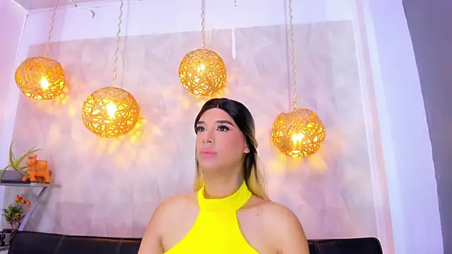 victoria aleia  online show from 02.24.25