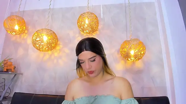 victoria aleia  online show from 03.01.25