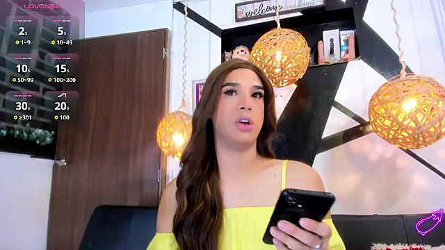 victoria aleia  online show from 01.10.26