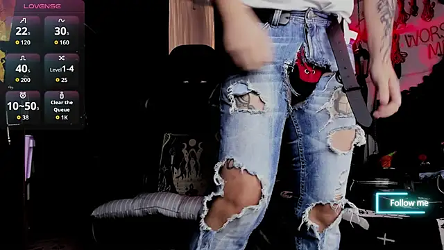 Snapshot of allanhurtss chatting on 09.15.25 allanhurtss online show from 09.15.25