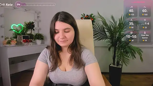 Viola  Shy online show from 10.31.25