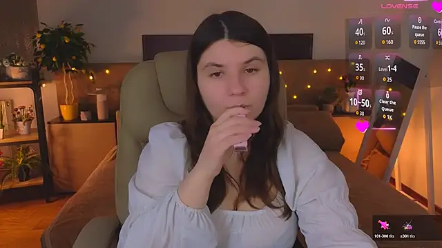 Viola  Shy online show from 04.02.26