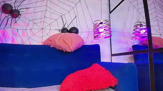 sarah banks1 online show from 12.20.25