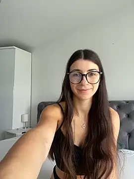 Snapshot of Wildberry_ chatting on 06.17.26 Wildberry online show from 06.17.26