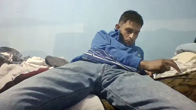 Snapshot of Leonul chatting on 03.13.25 Leonul online show from 03.13.25