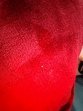 Haralushiaaa online show from 12.18.25