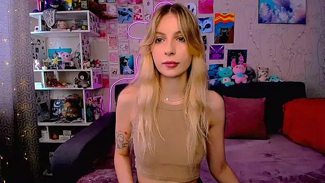 Snapshot of Maria_Hunt chatting on 03.13.25 Maria Hunt online show from 03.13.25