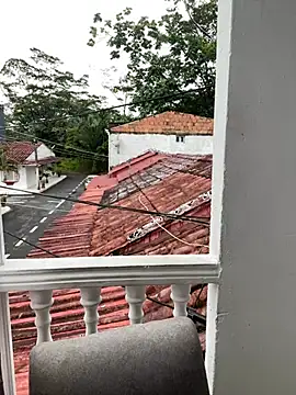 Pretty Isadora online show from 02.22.25