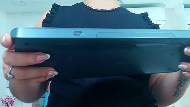 ThyaraJhons online show from 02.14.26