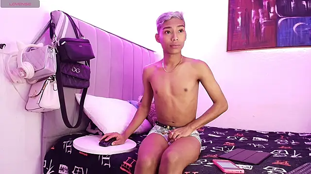 alejo cute online show from 12.28.24