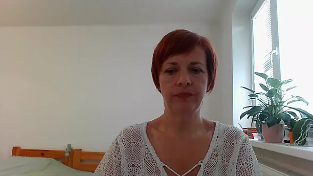 LoraLoraMay online show from 10.05.25