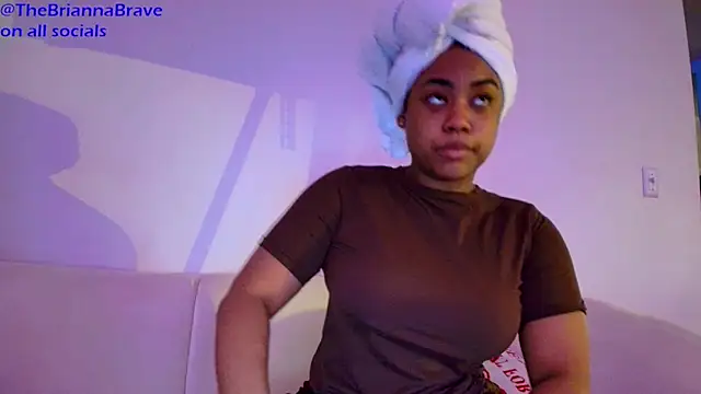 Snapshot of BriannaBrave chatting on 03.25.26 BriannaBrave online show from 03.25.26
