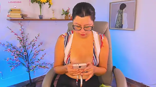 Snapshot of Chanelll_Taylorr_ chatting on 04.26.26 Chanelll Taylorr online show from 04.26.26