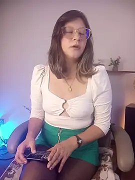 Snapshot of Chanelll_Taylorr_ chatting on 05.12.26 Chanelll Taylorr online show from 05.12.26