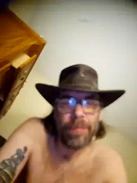 Snapshot of Geaux_Again chatting on 12.14.24 Geaux Again online show from 12.14.24