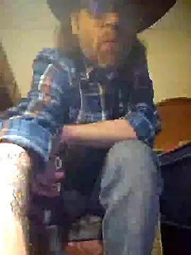 Snapshot of Geaux_Again chatting on 01.10.25 Geaux Again online show from 01.10.25