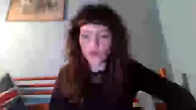 OniricFemme online show from 02.22.25