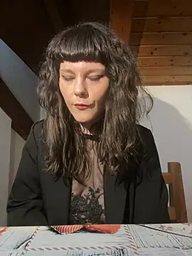 OniricFemme online show from 03.05.25